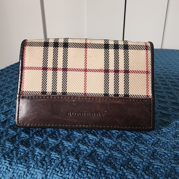 Burberry Bags Burberry Bifold Wallet Euc Poshmark